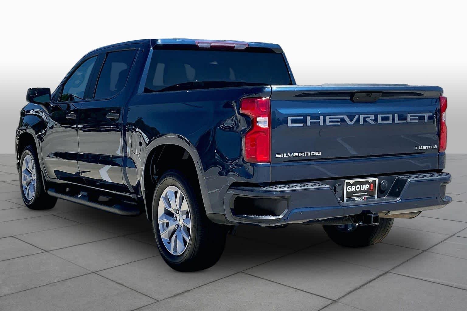 Used 2021 Northsky Blue Metallic Chevrolet Custom image 12