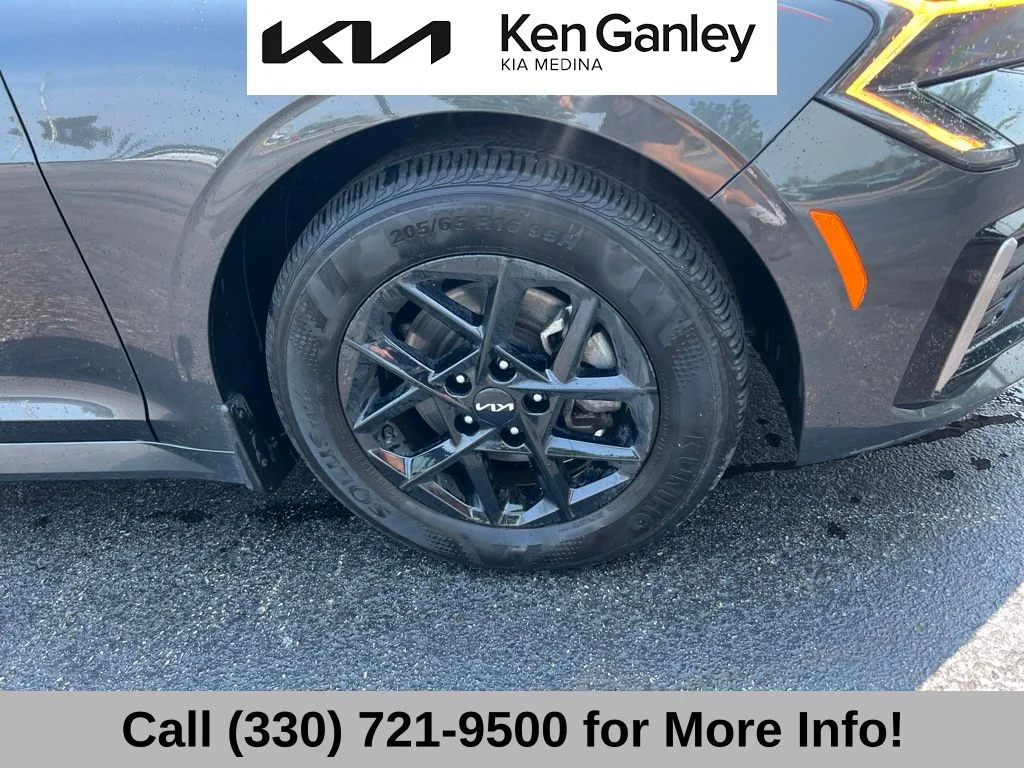 Certified Used 2025 Gray Kia LXS image 22