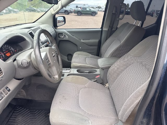 Used 2019 Blue Nissan SV image 9