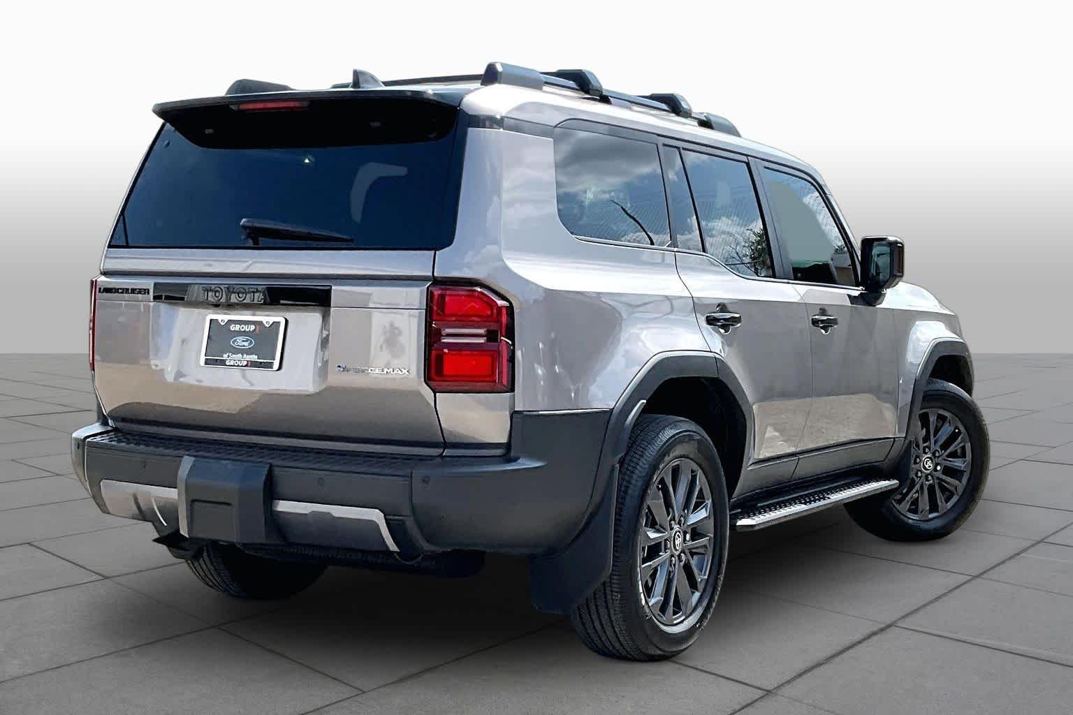 Used 2026 Meteor Shower Toyota  image 13