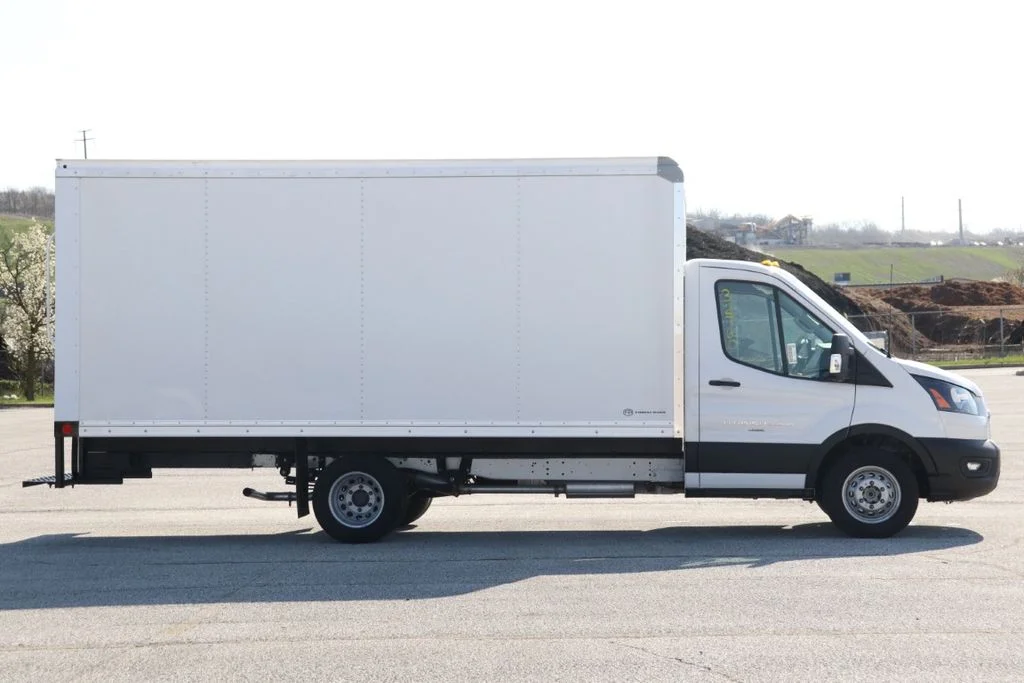 Used 2024 White Ford Base image 10