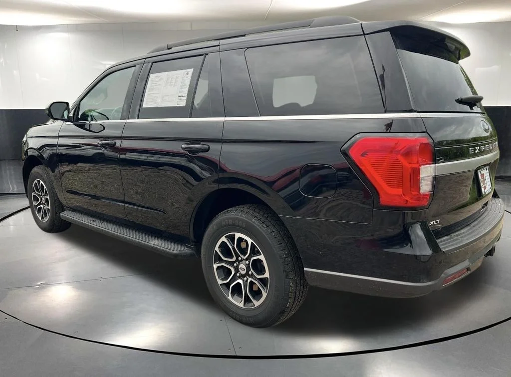 2022 Ford Expedition XLT - Photo 8