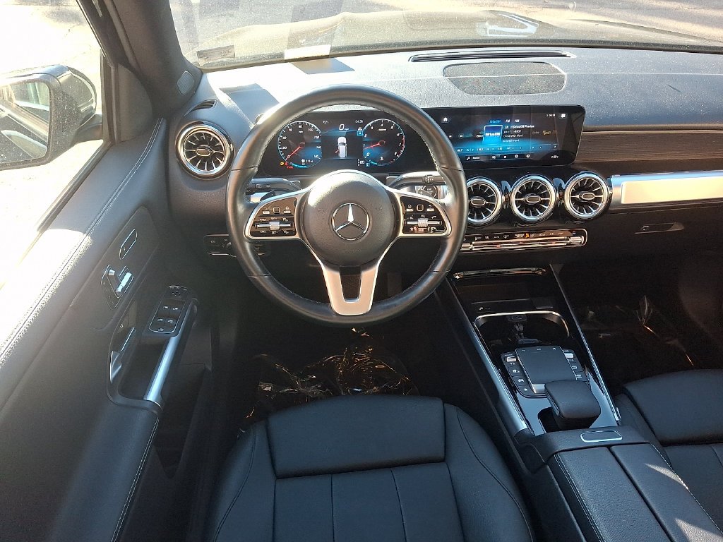 Certified Used 2023  Mercedes-Benz GLB 250 image 11