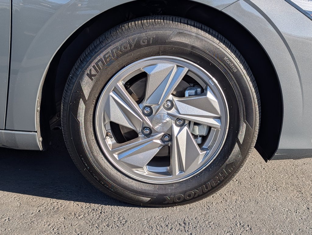 2026 Hyundai Elantra SE - Photo 8