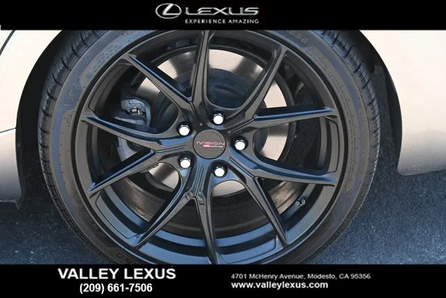 Used 2017 Silver Lexus 200t image 12