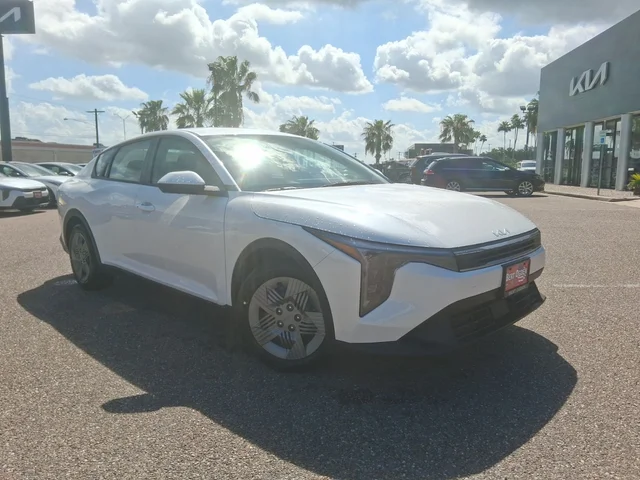 2026 Kia K4 LX