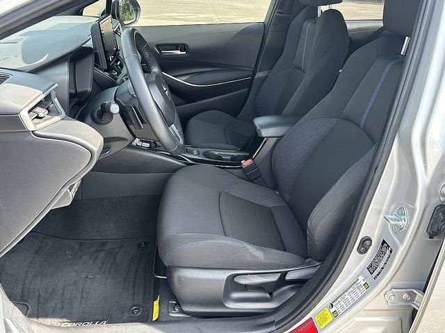 Certified Used 2022 Silver Toyota SE image 21