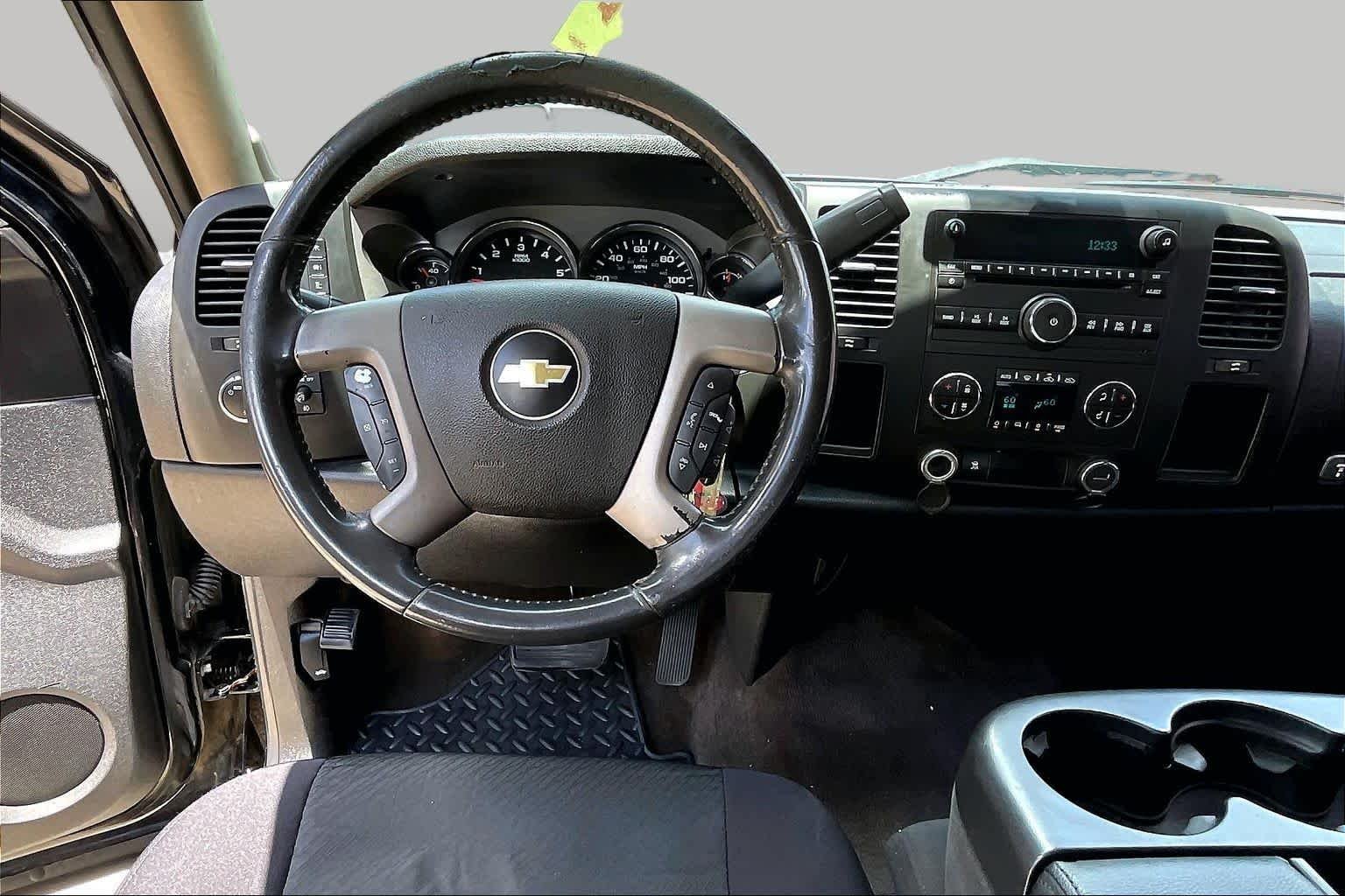 Used 2011 Black Chevrolet LT image 5