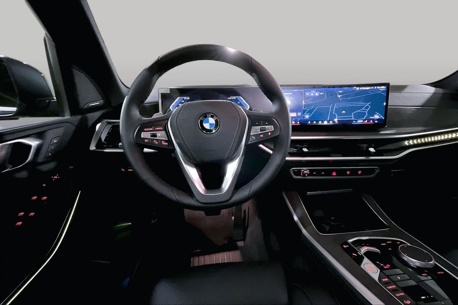 Used 2026 Black Sapphire Metallic BMW xDrive40i image 5