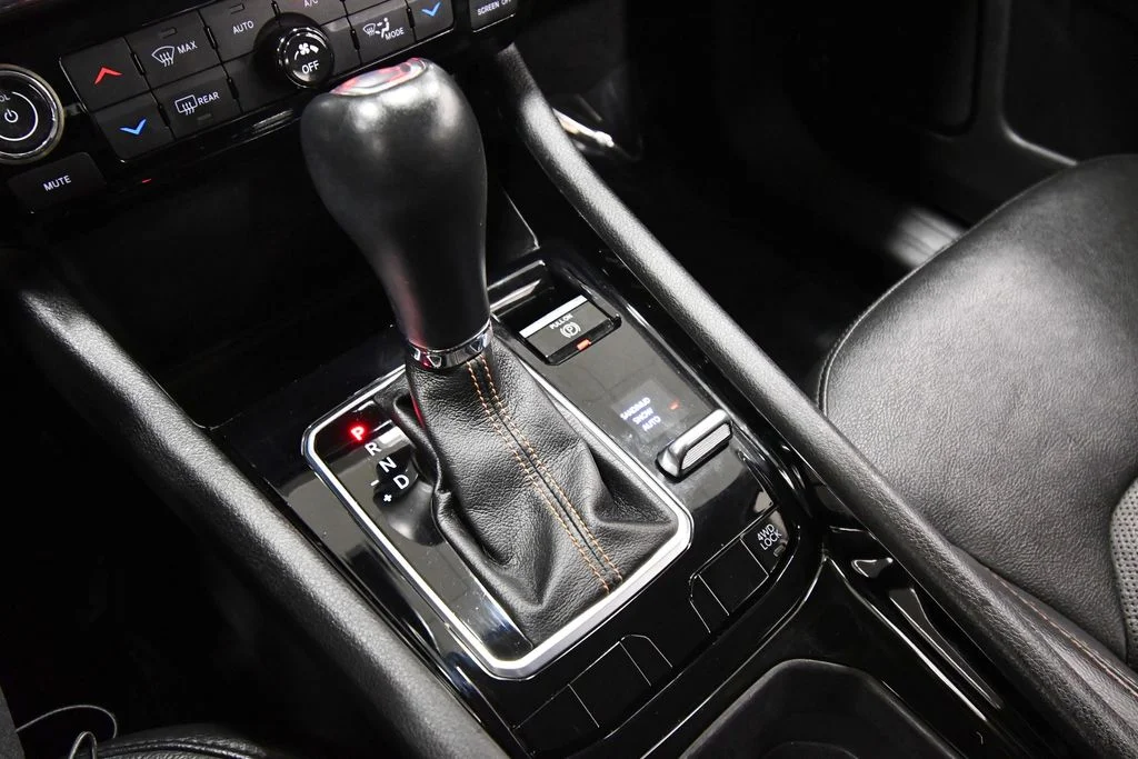 Used 2022 Black Jeep Limited image 26