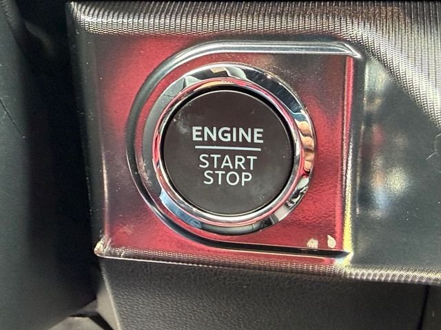 New 2026 Avalanche Ford Lariat® image 15