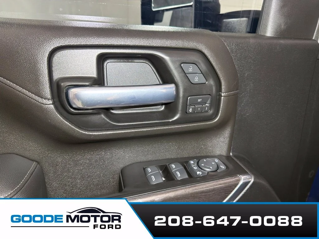 Certified Used 2020 Northsky Blue Metallic Chevrolet LTZ image 10