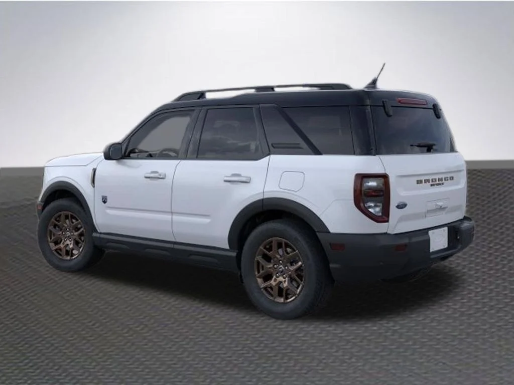 New 2026 Space White Metallic Ford Big Bend® image 4