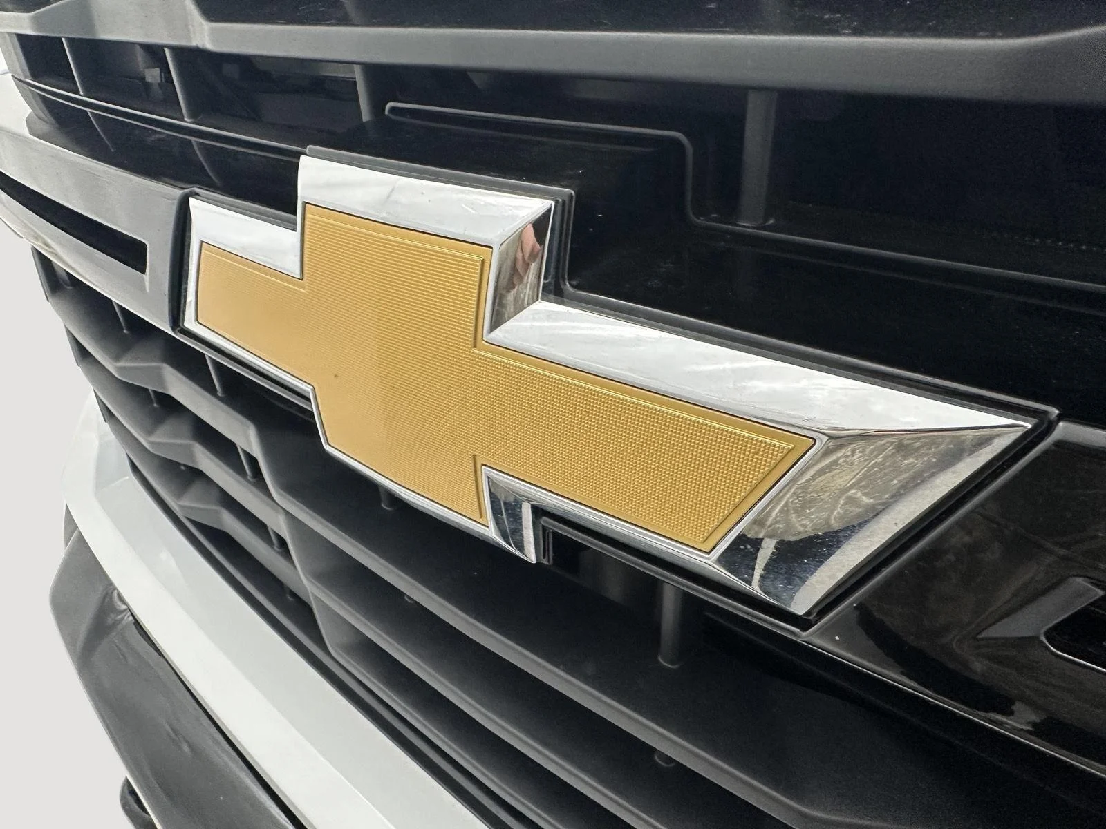 Used 2024 Summit White Chevrolet WT image 21