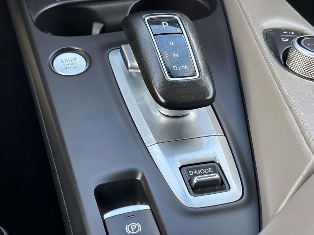 Certified Used 2023 Gray INFINITI LUXE image 31