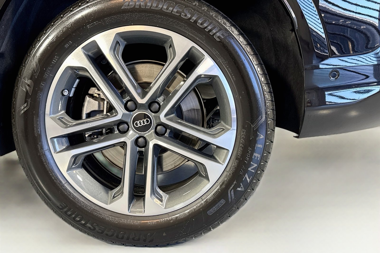 Used 2025 Mythos Black Metallic Audi Premium Plus image 29