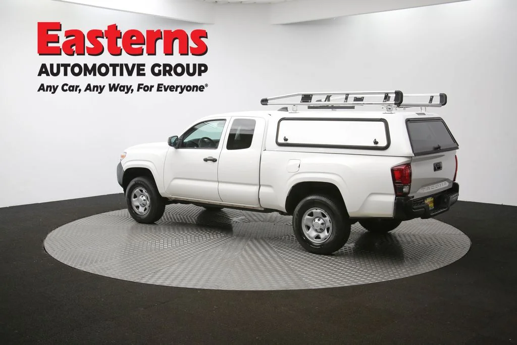 Used 2021 White Toyota SR image 59