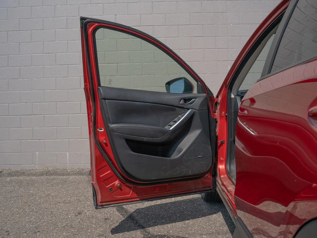 Used 2016 Red Mazda Grand Touring image 15