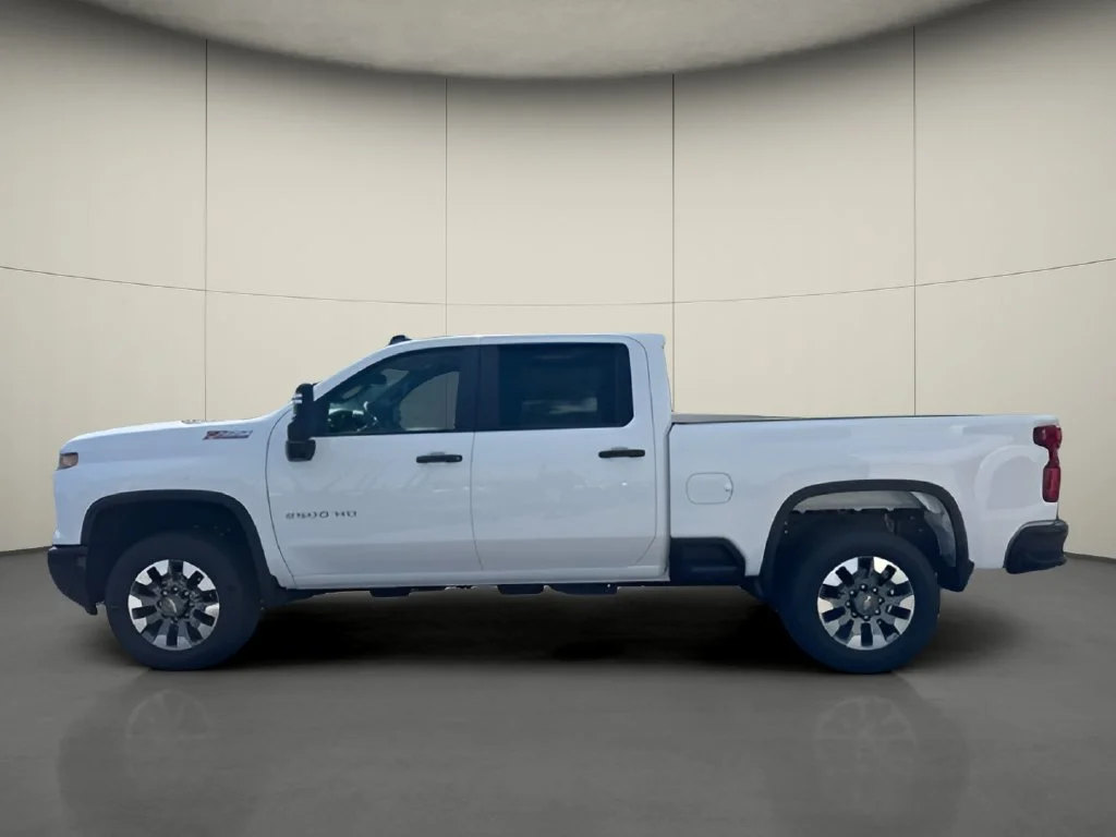 New 2026 Summit White Chevrolet Custom image 2