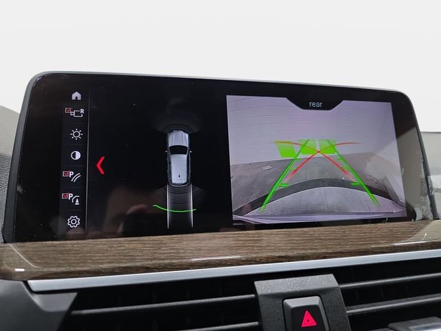 Used 2019 Silver BMW xDrive30i image 20