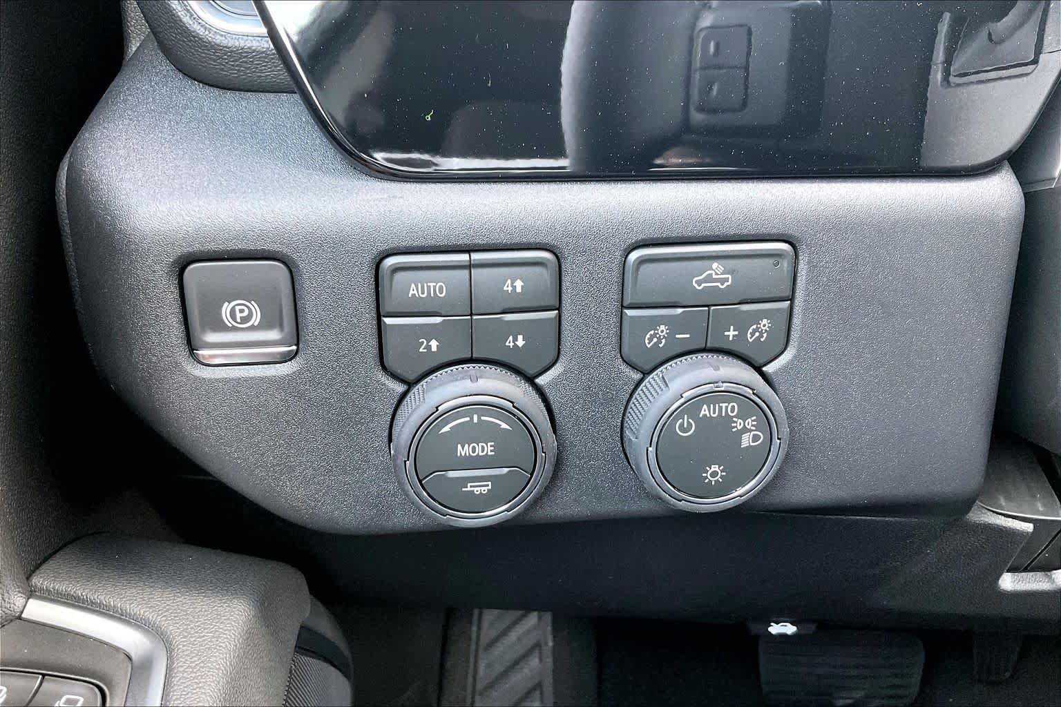 2026 Chevrolet Silverado 1500 LT - Photo 18