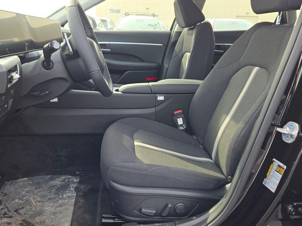 New 2026 Black Hyundai SEL Sport image 21