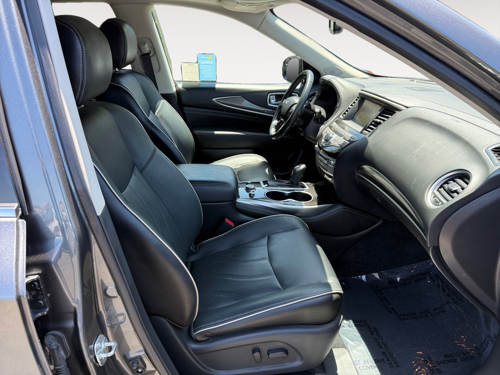 Used 2018 Gun Metallic INFINITI Base image 19