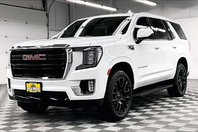 Used 2022 Summit White GMC SLE image 13