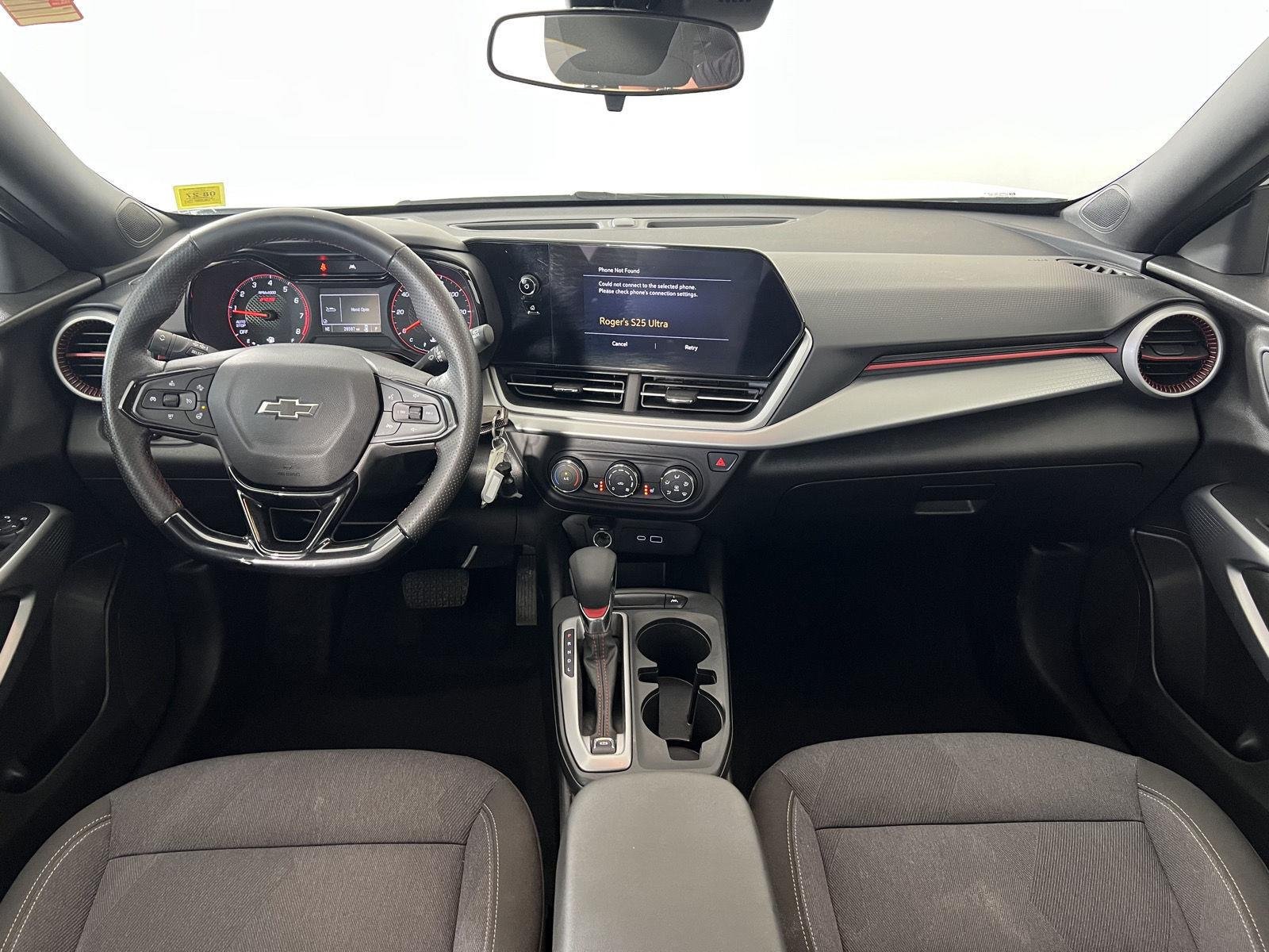 Used 2025 Summit White Chevrolet 1RS image 19