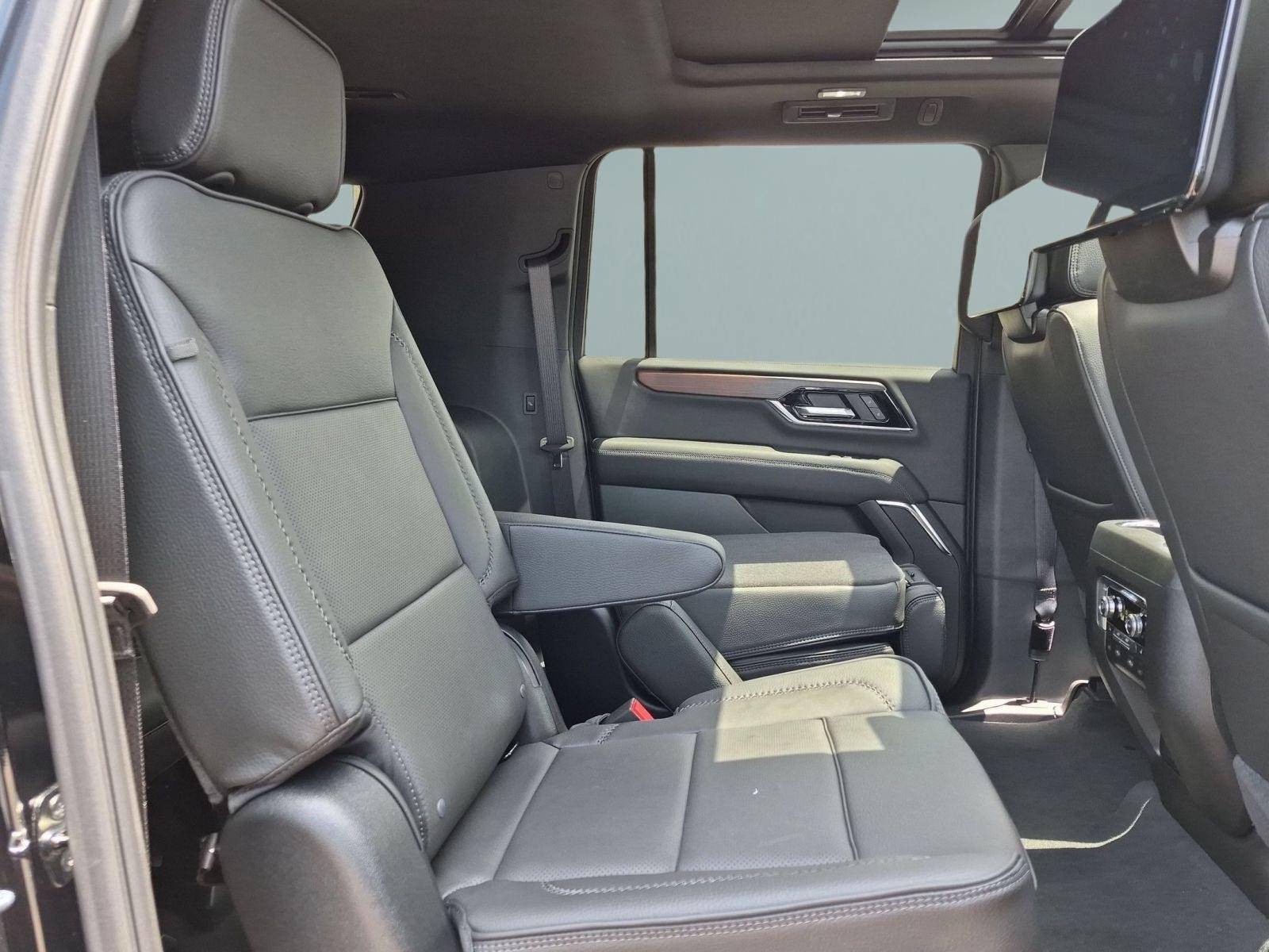 2026 GMC Yukon XL Denali - Photo 33