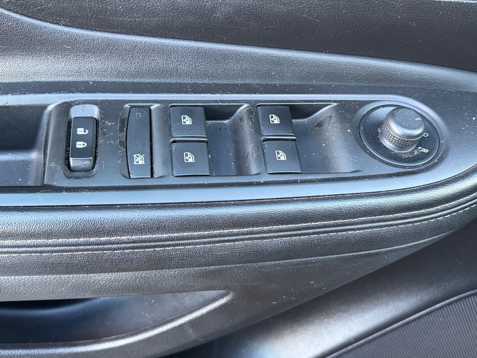 Used 2018 Includes (CM5) Black Carbon Metallic lower exterior accent color, Paint code W700S. Buick Essence image 7