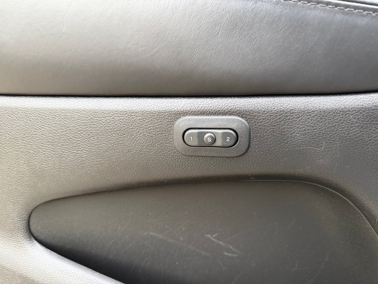 2018 Jeep Grand Cherokee Overland - Photo 11