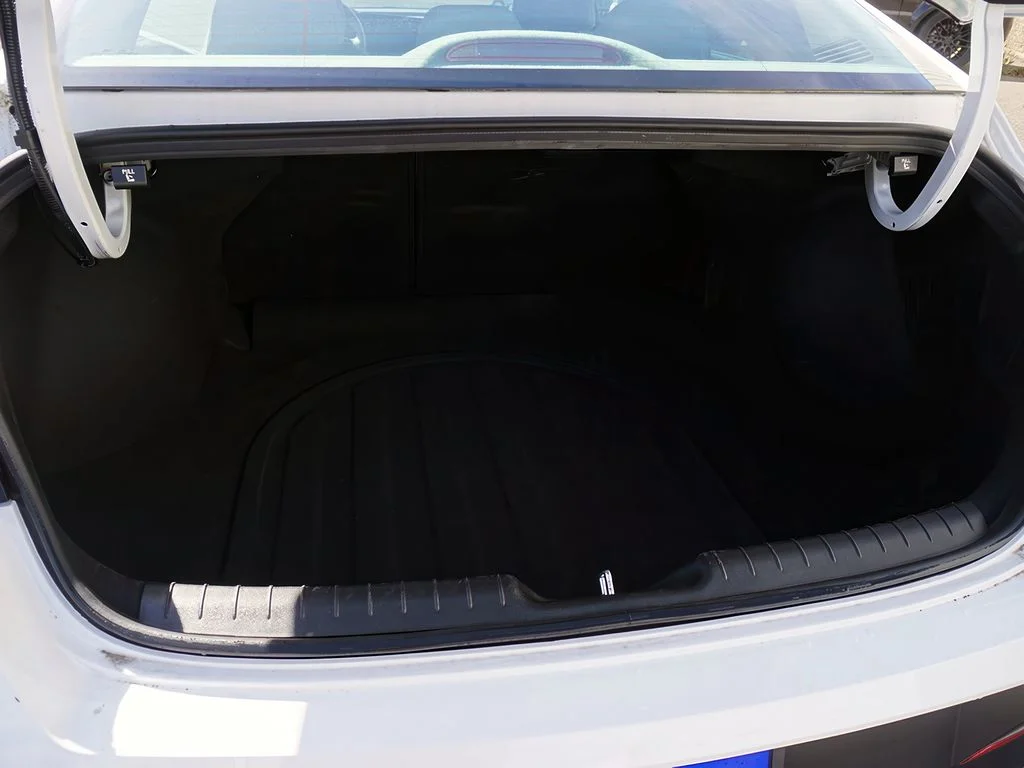 2025 Hyundai Elantra SEL - Photo 39