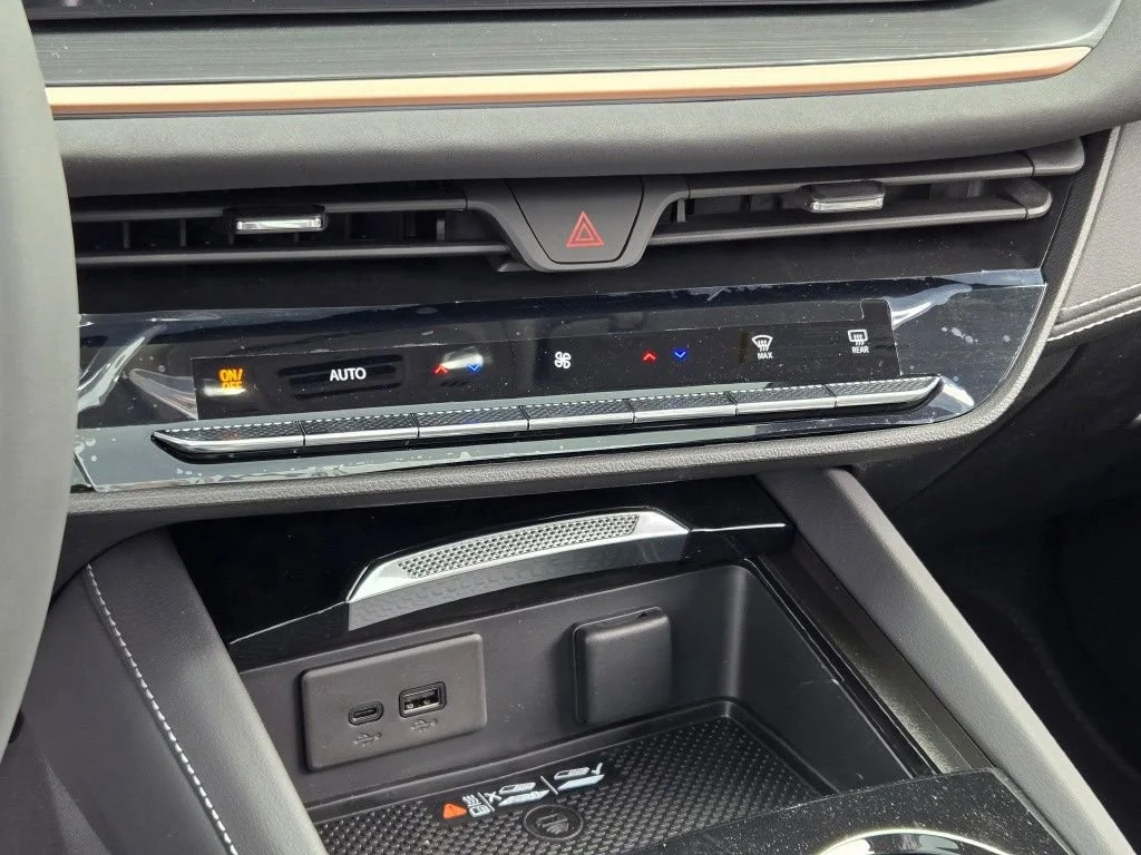 2026 Buick Envision Sport Touring - Photo 38