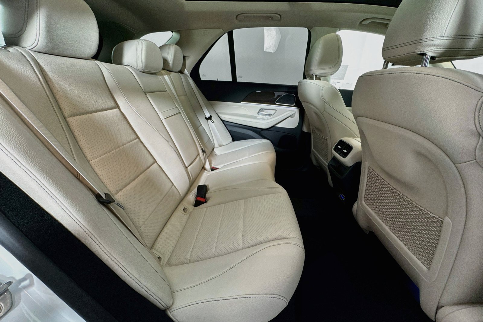 New 2026 Polar White Mercedes-Benz GLE 350 image 25