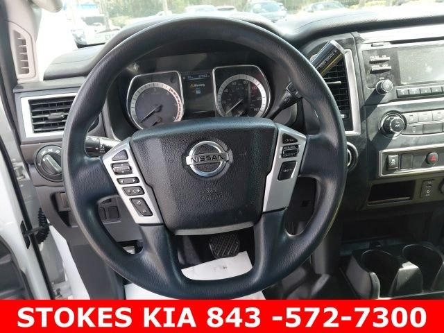 Used 2018 White Nissan S image 10