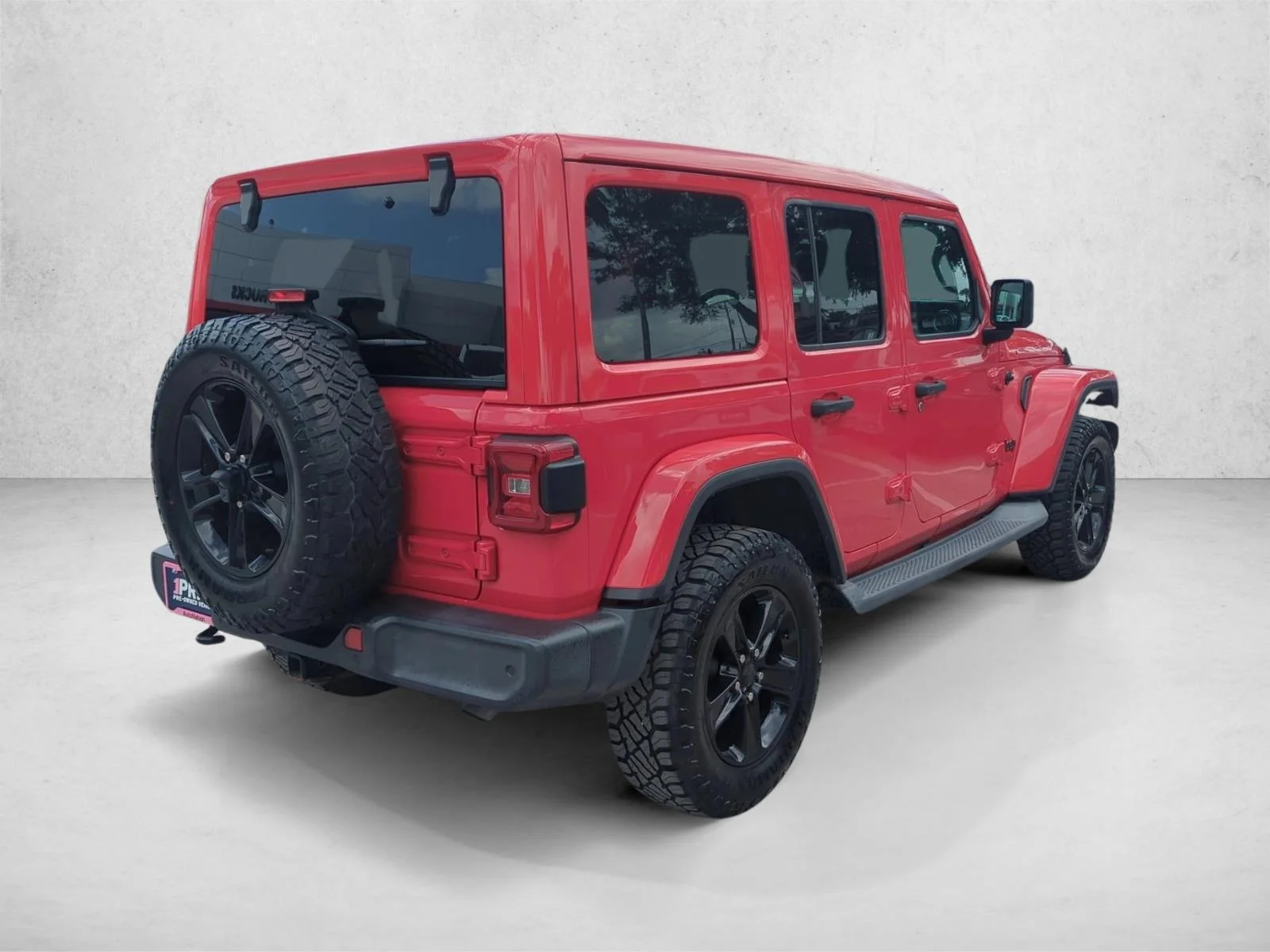 Used 2019 Firecracker Red Clearcoat Jeep Sahara Altitude image 5