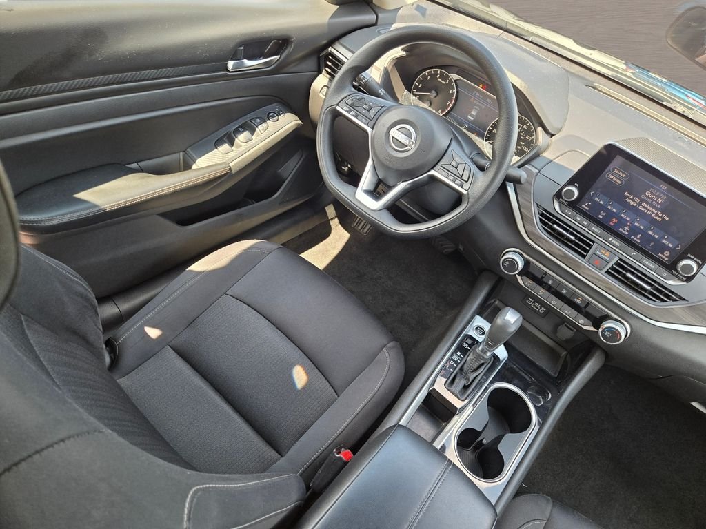 Used 2024 Gray Nissan 2.5 SV image 11