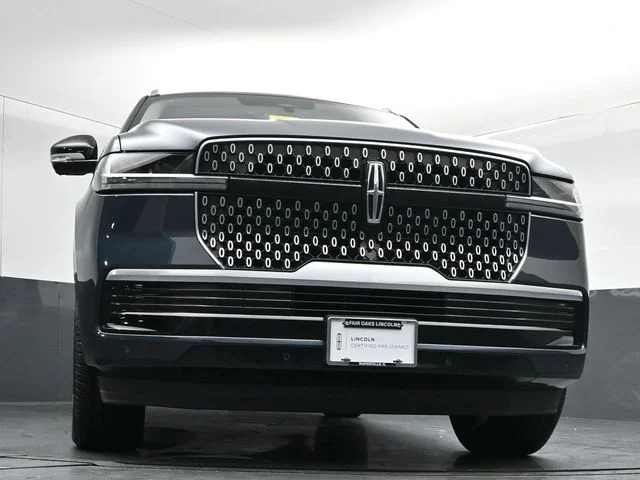 Used 2025 Blue Lincoln Reserve image 42