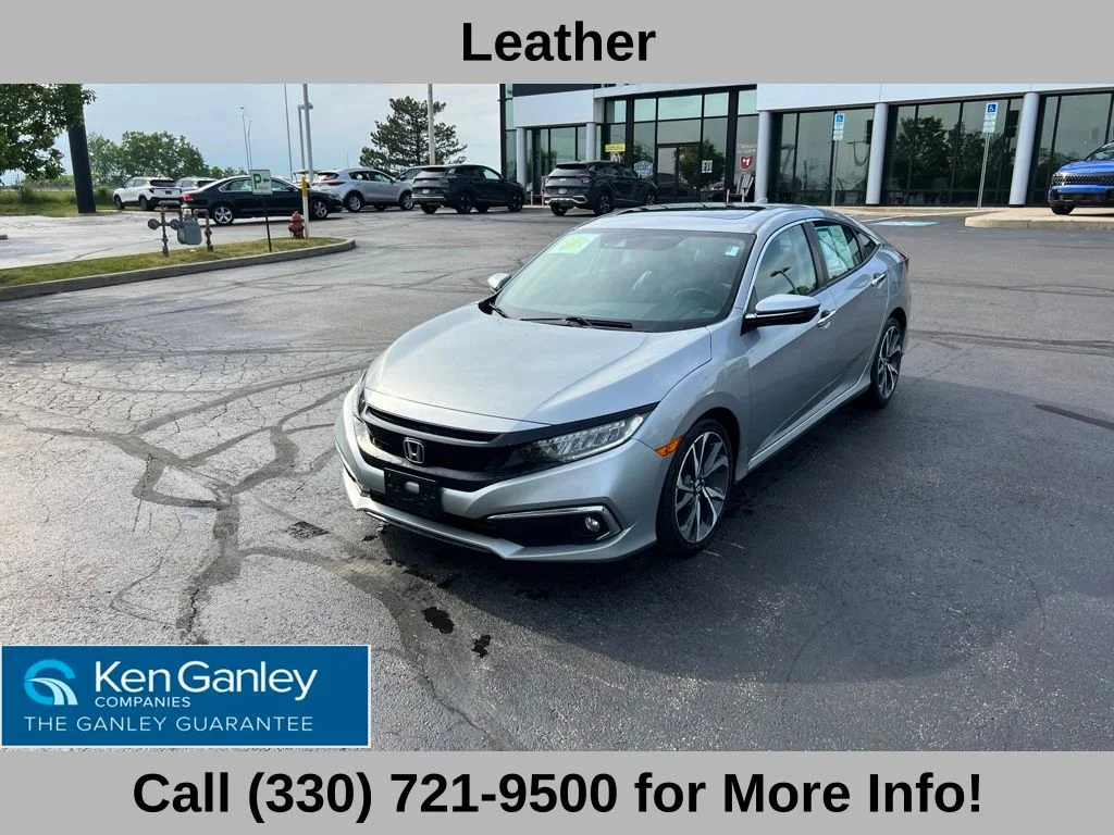 Used 2020  Honda Touring image 2