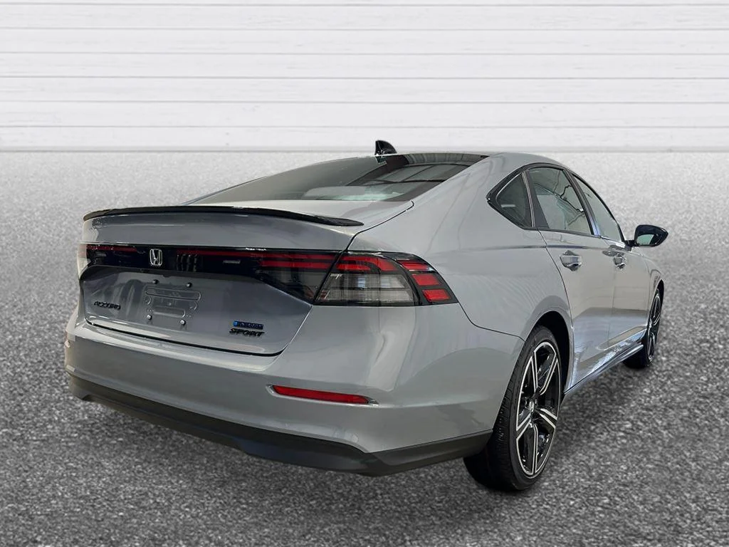 New 2026 Urban Gray Pearl Honda Sport image 5