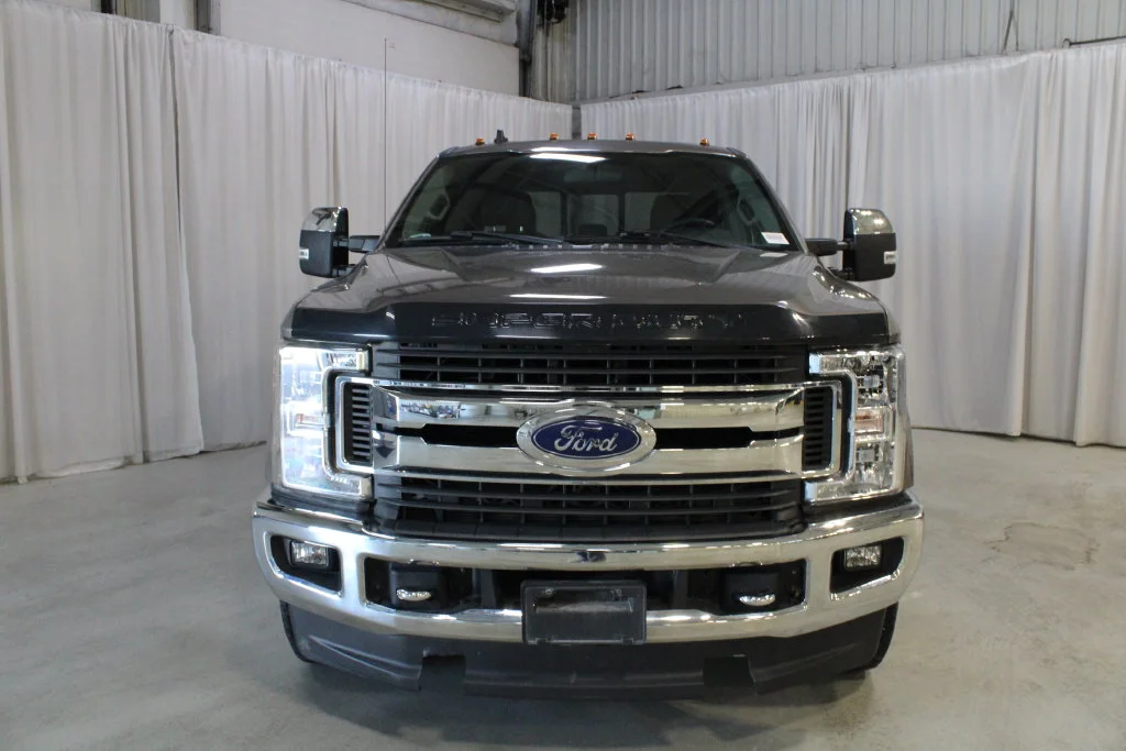 Used 2019 Gray Ford XLT image 35