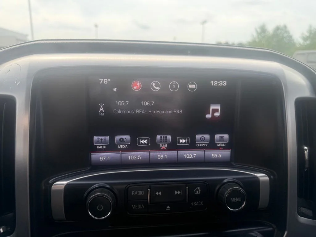 Used 2016 Blue GMC SLT image 23