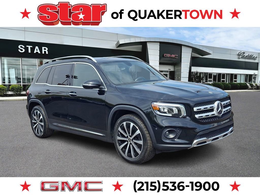 2023 Mercedes-Benz GLB GLB 250 4MATIC's photo