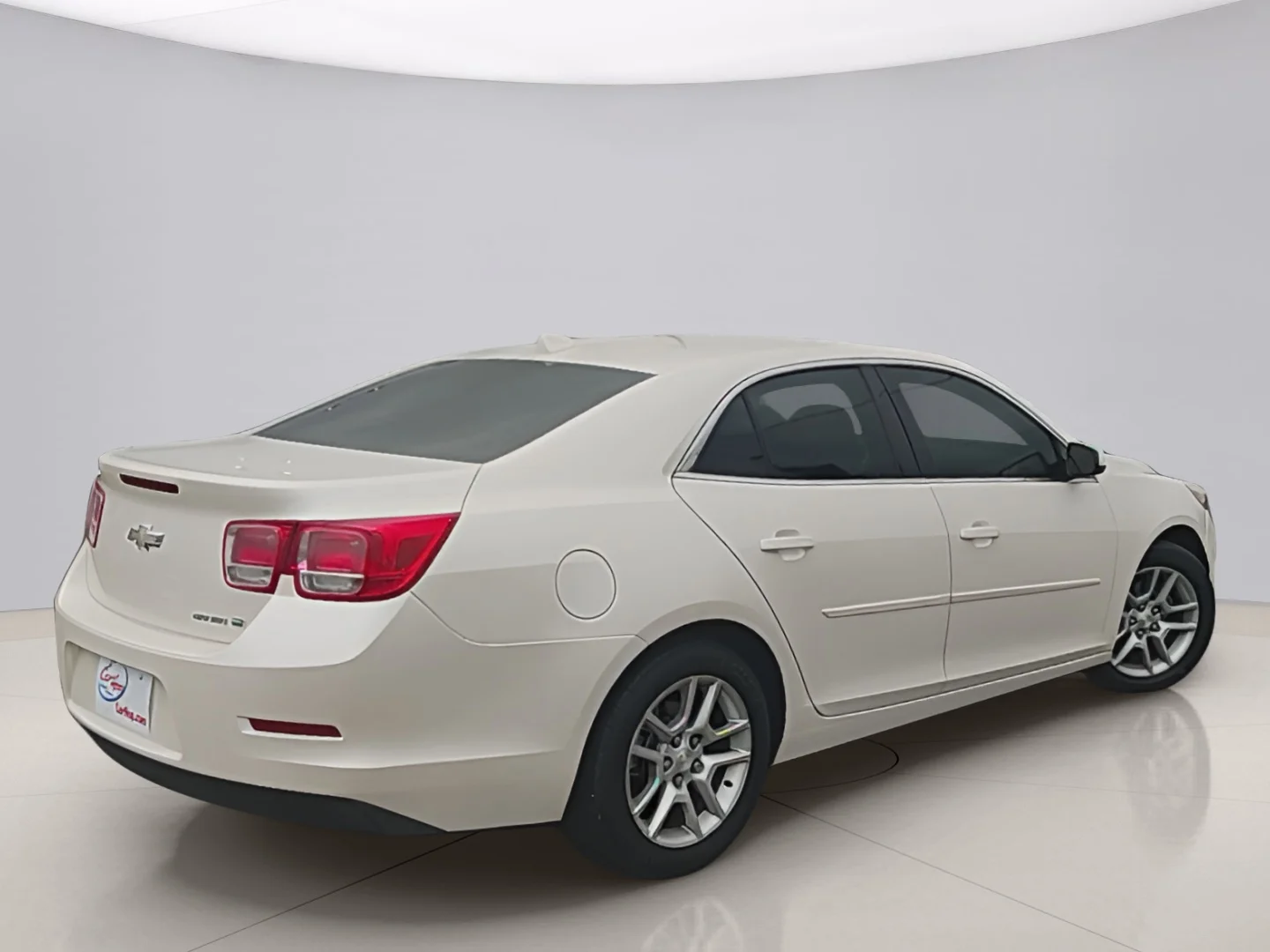 Used 2013 White Chevrolet ECO 2SA image 5