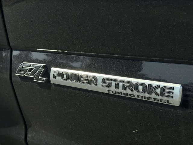 Used 2021 Black Ford XLT image 8