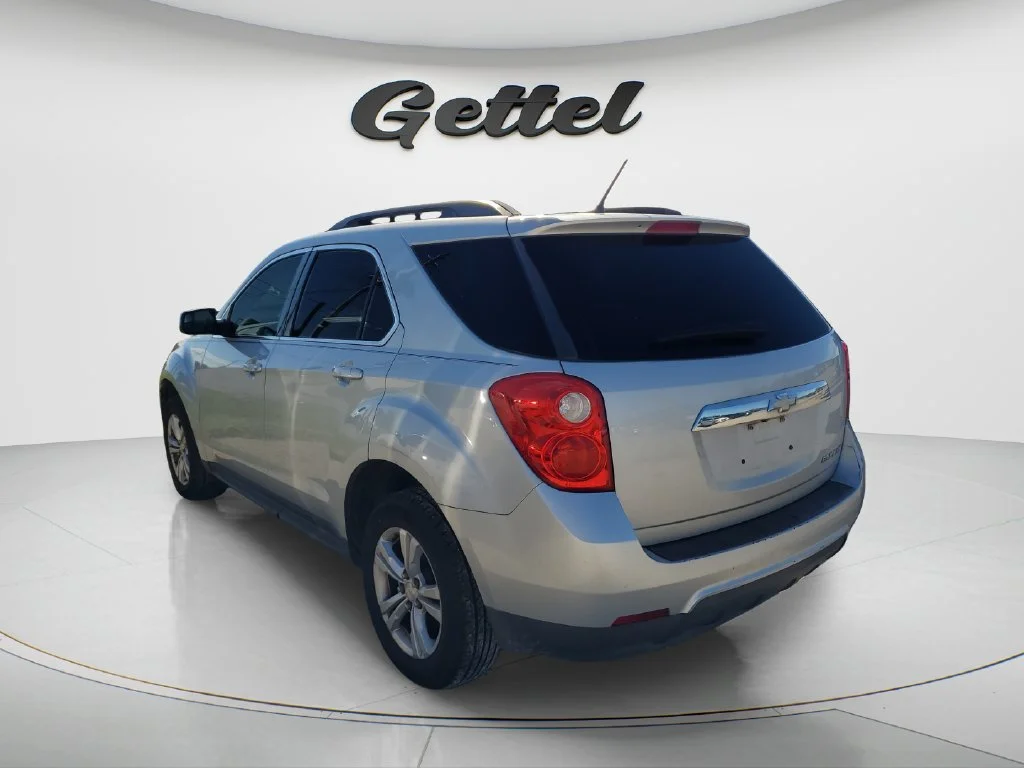 Used 2014 Silver Ice Metallic Chevrolet LT image 4