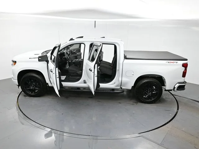 Used 2025 Summit White Chevrolet Custom image 38