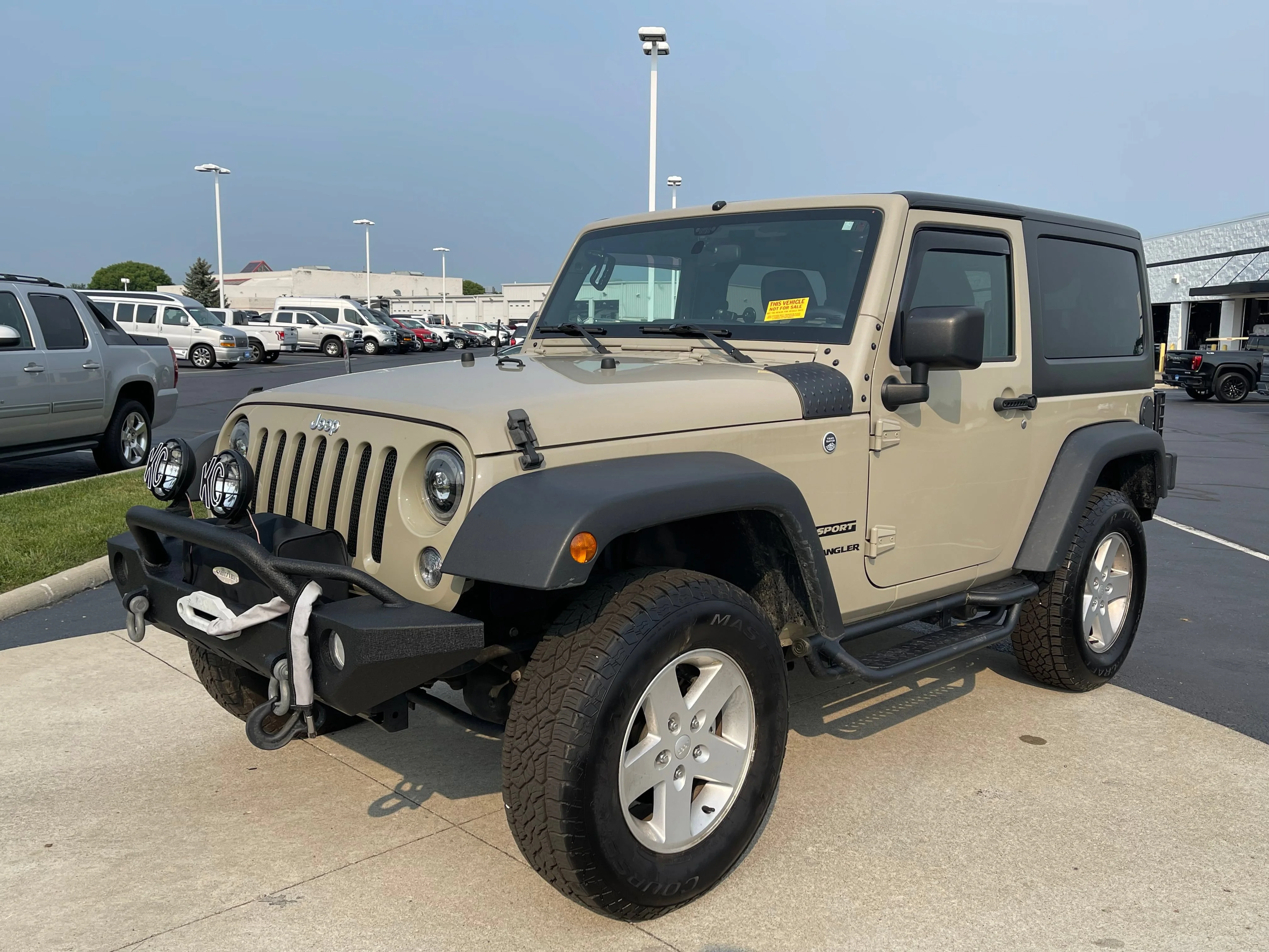 Used 2017 Gobi Jeep Sport image 3