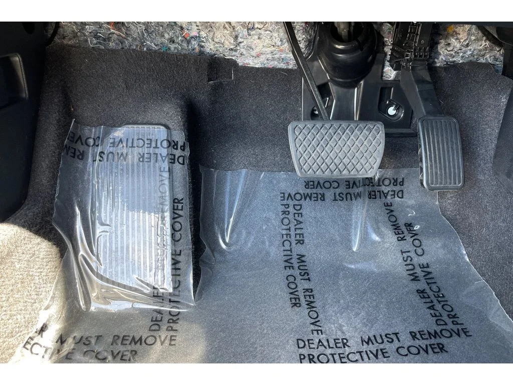 Used 2024 Meteorite Gray Metallic Honda LX image 37